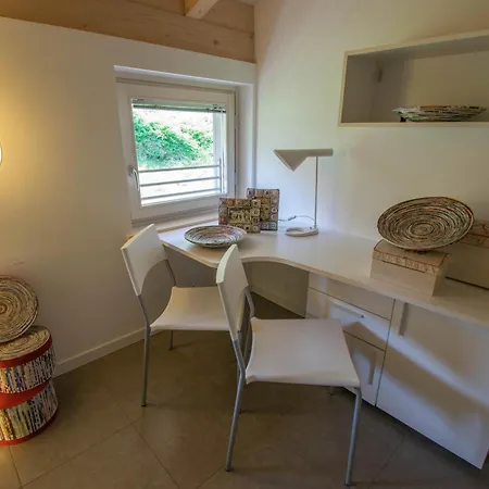 Vakantiehuis Terrazza A - Modern Two-storey Flat With Pool And Terrace